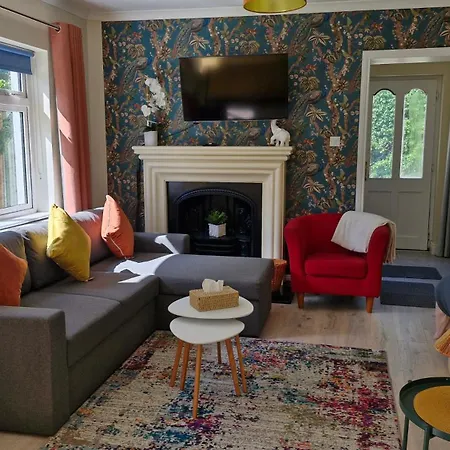 The Yoke Peaceful Private Garden Views Apartament *