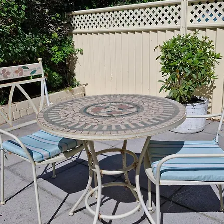 Apartment The Yoke Peaceful Private Garden Views