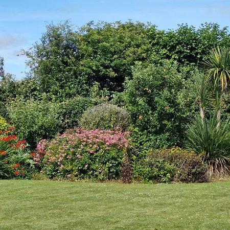 Apartament The Yoke Peaceful Private Garden Views