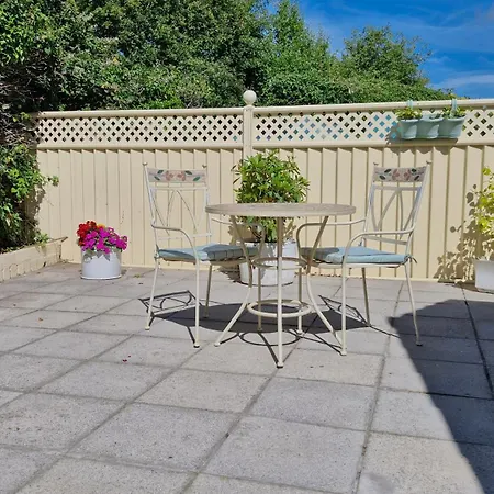 The Yoke Peaceful Private Garden Views * Ballybrittas