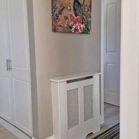 The Yoke Peaceful Private Garden Views Apartament