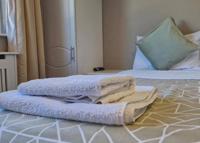 The Yoke Peaceful Private Garden Views * Ballybrittas